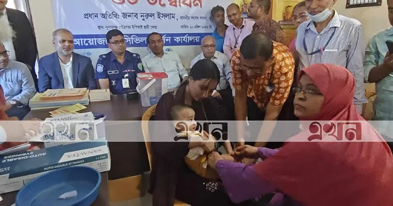 হাম-রুবেলার টিকা প্রদান কার্যক্রম